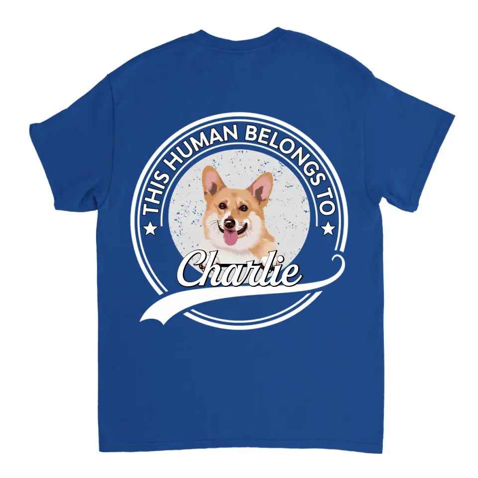 Este ser humano pertenece a un perro - Camiseta, sudadera, sudadera con capucha unisex personalizada - Regalo para los amantes de los perros