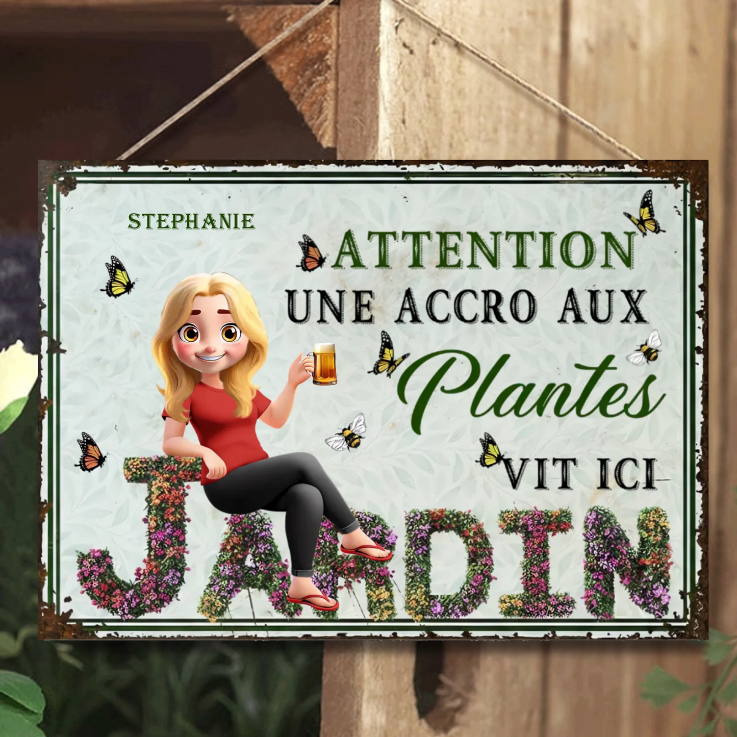 Attention Une Accro Aux Plantes Vit Ichi - Plaque En Métal Personnalisée