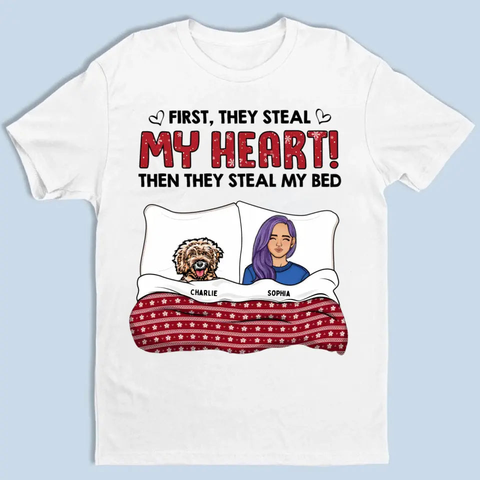 Primero me roban el corazón, luego me roban la cama - Camiseta, sudadera, sudadera con capucha unisex personalizada - Regalo de Navidad para amantes de las mascotas