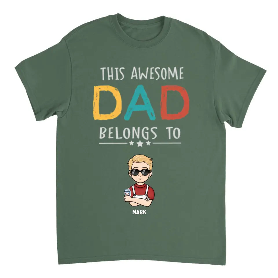 Dieser tolle Papa gehört zu – personalisiertes Unisex-T-Shirt – Geschenk für Papa
